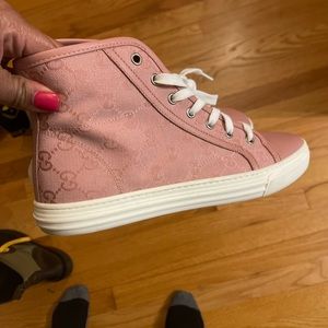 Gucci Chucks size 8.5